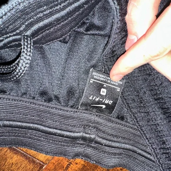 Nike shorts - Picture 2 of 3